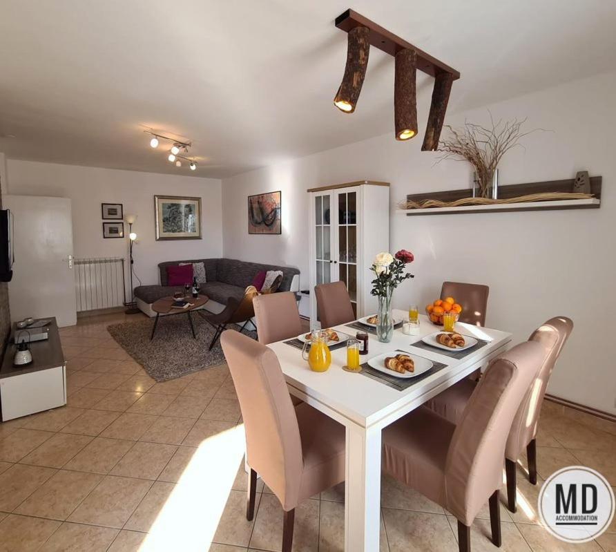 Apartment Valery Пула Екстериор снимка
