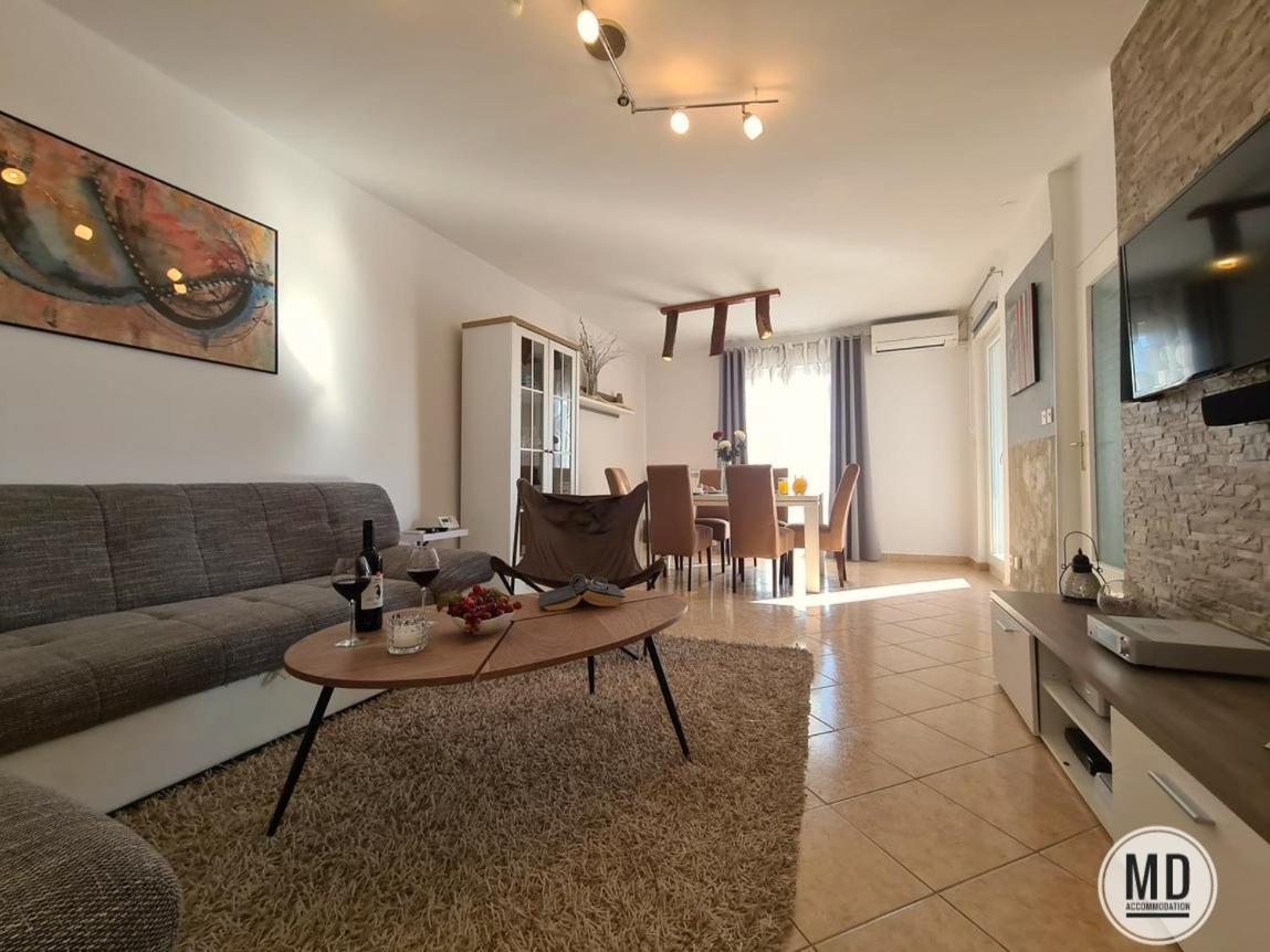 Apartment Valery Пула Екстериор снимка